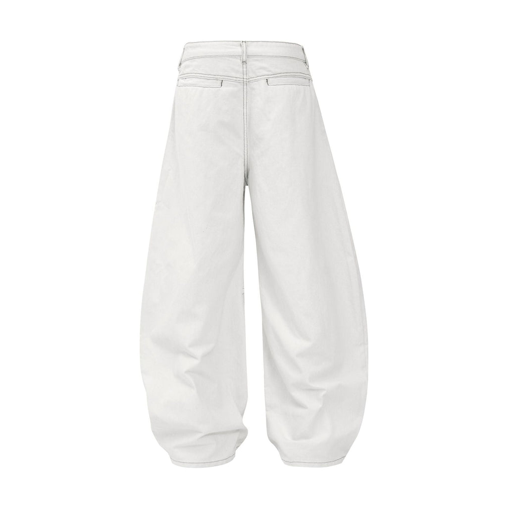 Loose Knife Cut Jeans